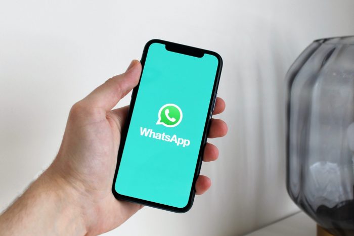 O que significa rt no WhatsApp?