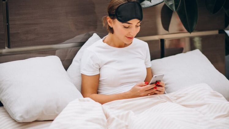 O uso de celular pode prejudicar a noite de sono?